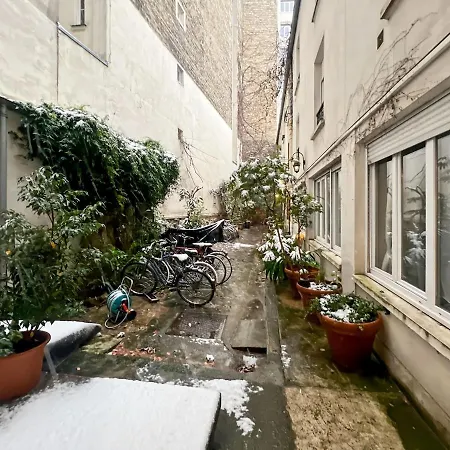 A Deux Pas De Gare Du Nord * פריז