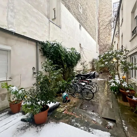 A Deux Pas De Gare Du Nord Aparthotel 2*