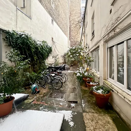 Aparthotel A Deux Pas De Gare Du Nord Paris