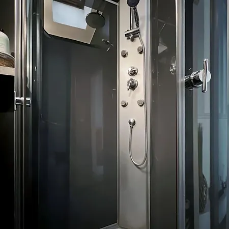 A Deux Pas De Gare Du Nord Aparthotel Paris